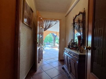 Chalet con piscina en venta en Las Corralitas