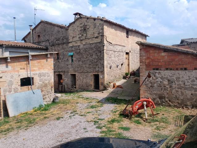 Terreno en Venta en Carrer de Gironella, 4 en Les Tres Torres