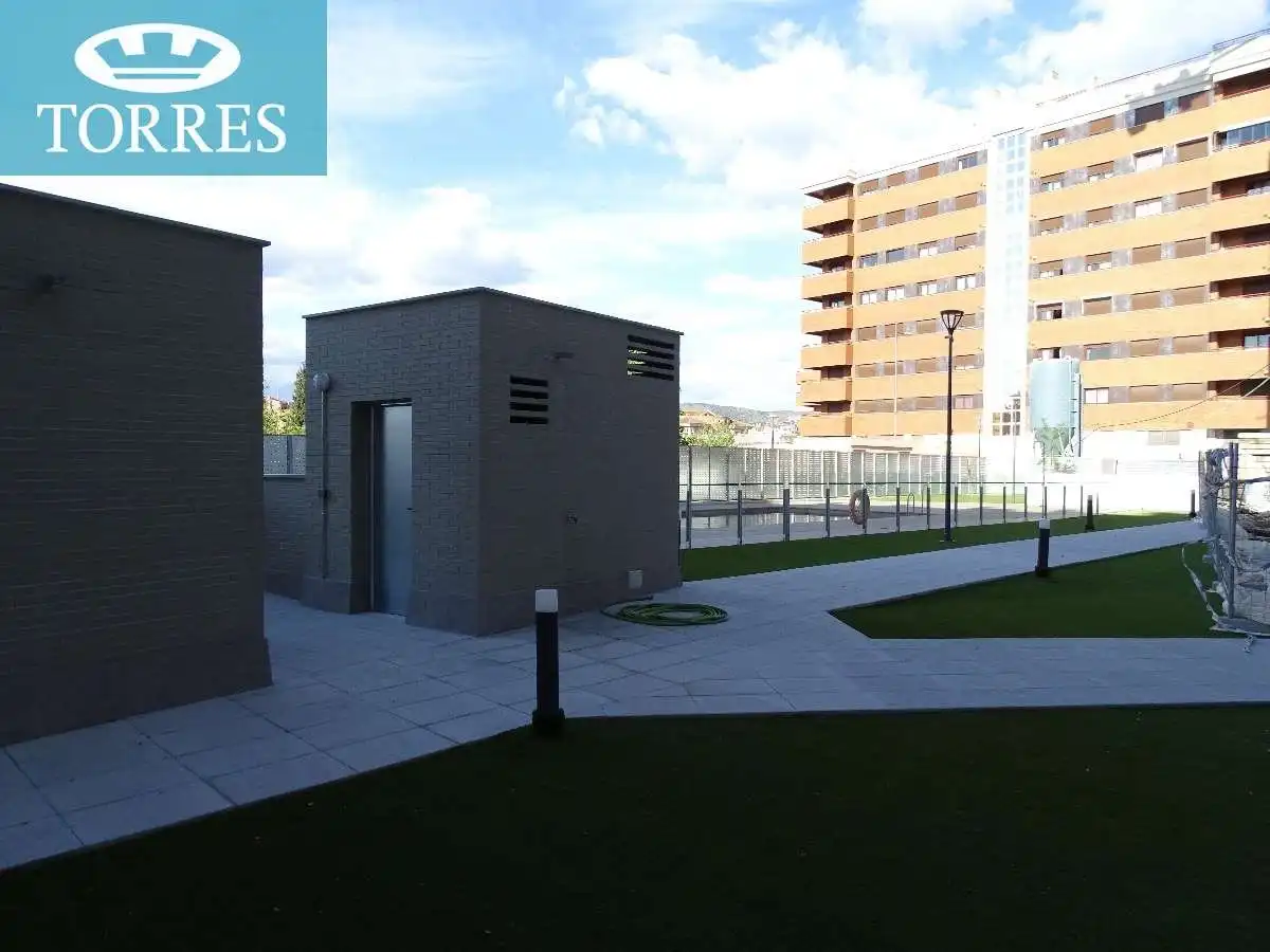 Exterior view of Flat for rent in Granada  with Heating, Parquet flooring and Terrace
