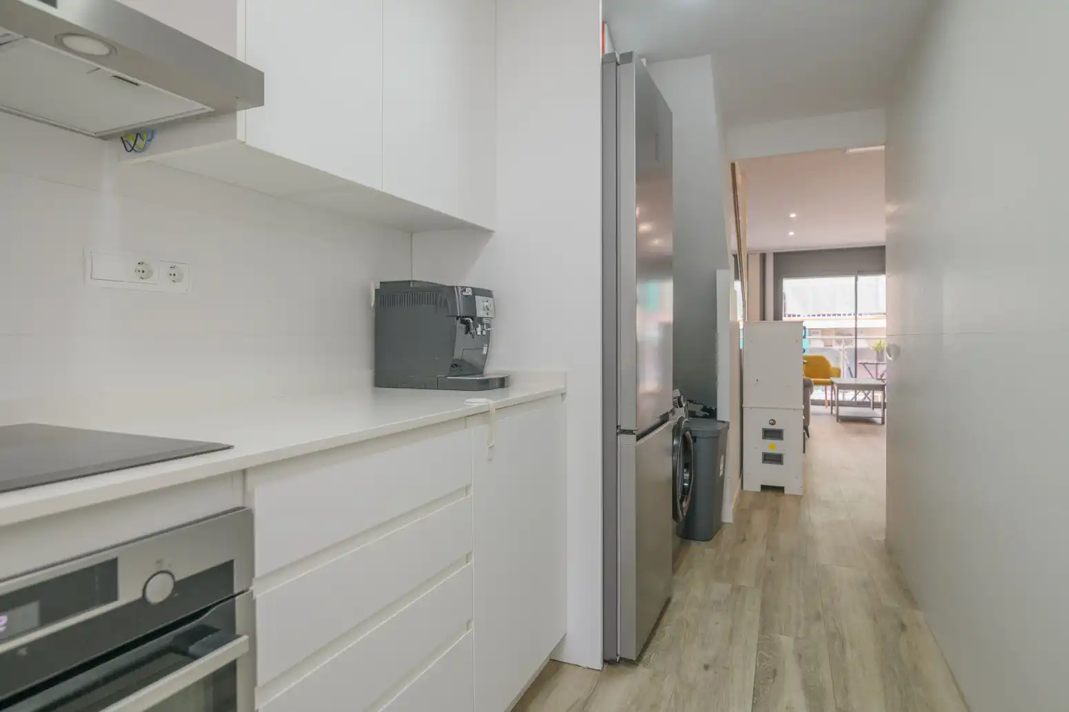 Cuina de Pis en venda en Cornellà de Llobregat amb Aire condicionat, Calefacció i Terrassa