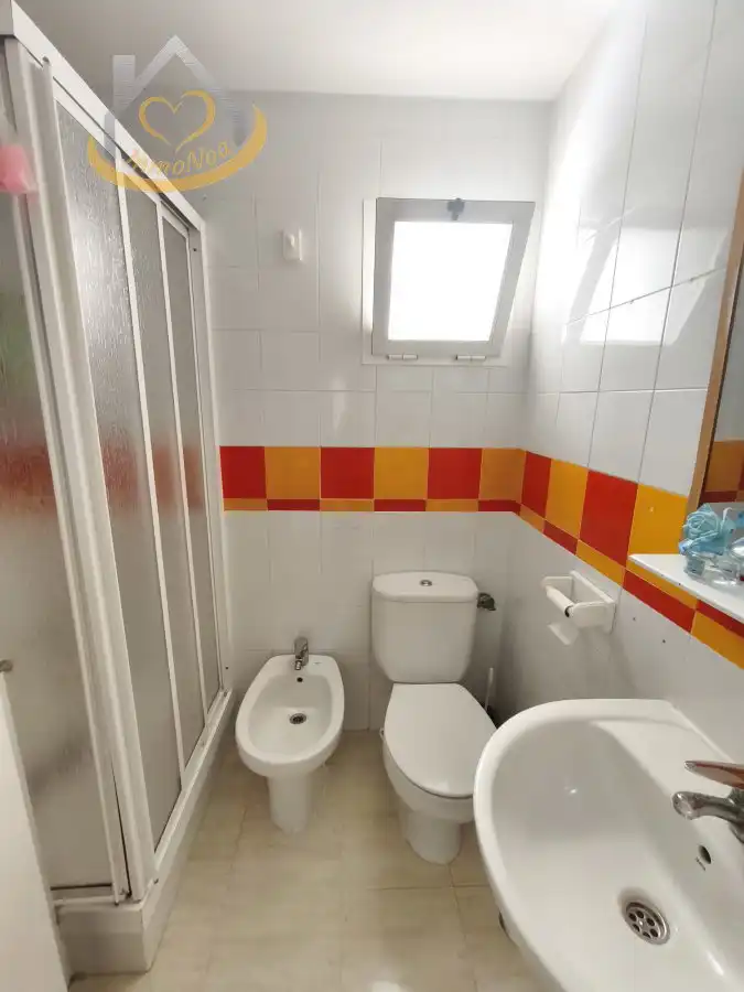 Bany de Apartament en venda en La Antilla amb Terrassa i Moblat