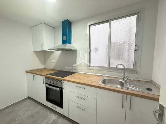 Piso en Alquiler en Calle Obispo Salinas, 67 en Zona Avenida del Mar