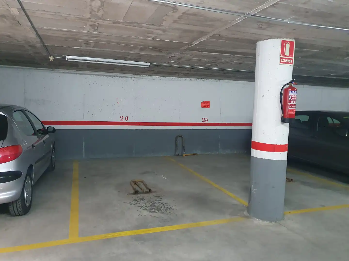 Einzelparkplatz mit Aufzug zum Verkauf in Carrer d'Orient, imagen 3