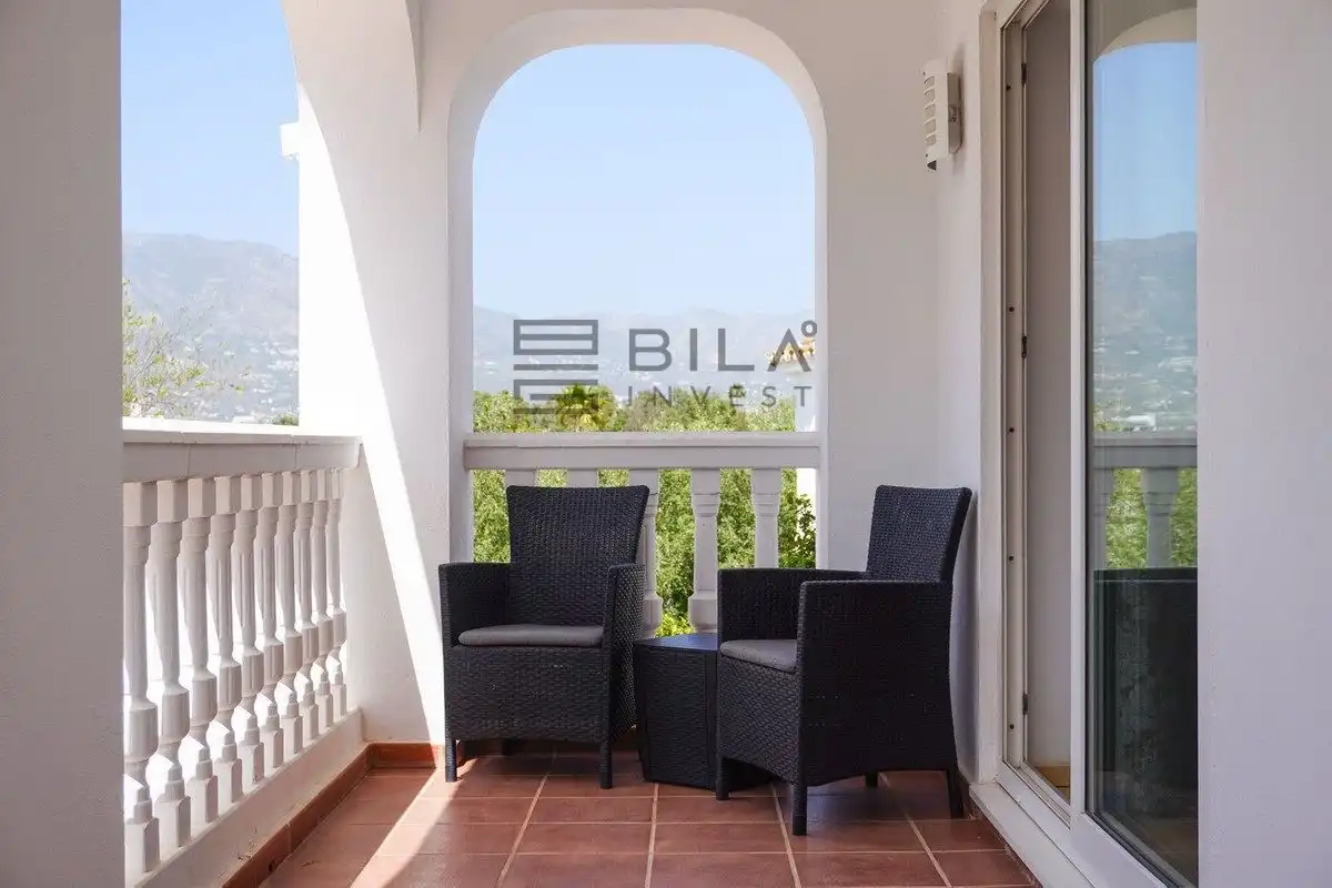 Chalet con piscina en venta en Cerros del Aguila, imagen 28