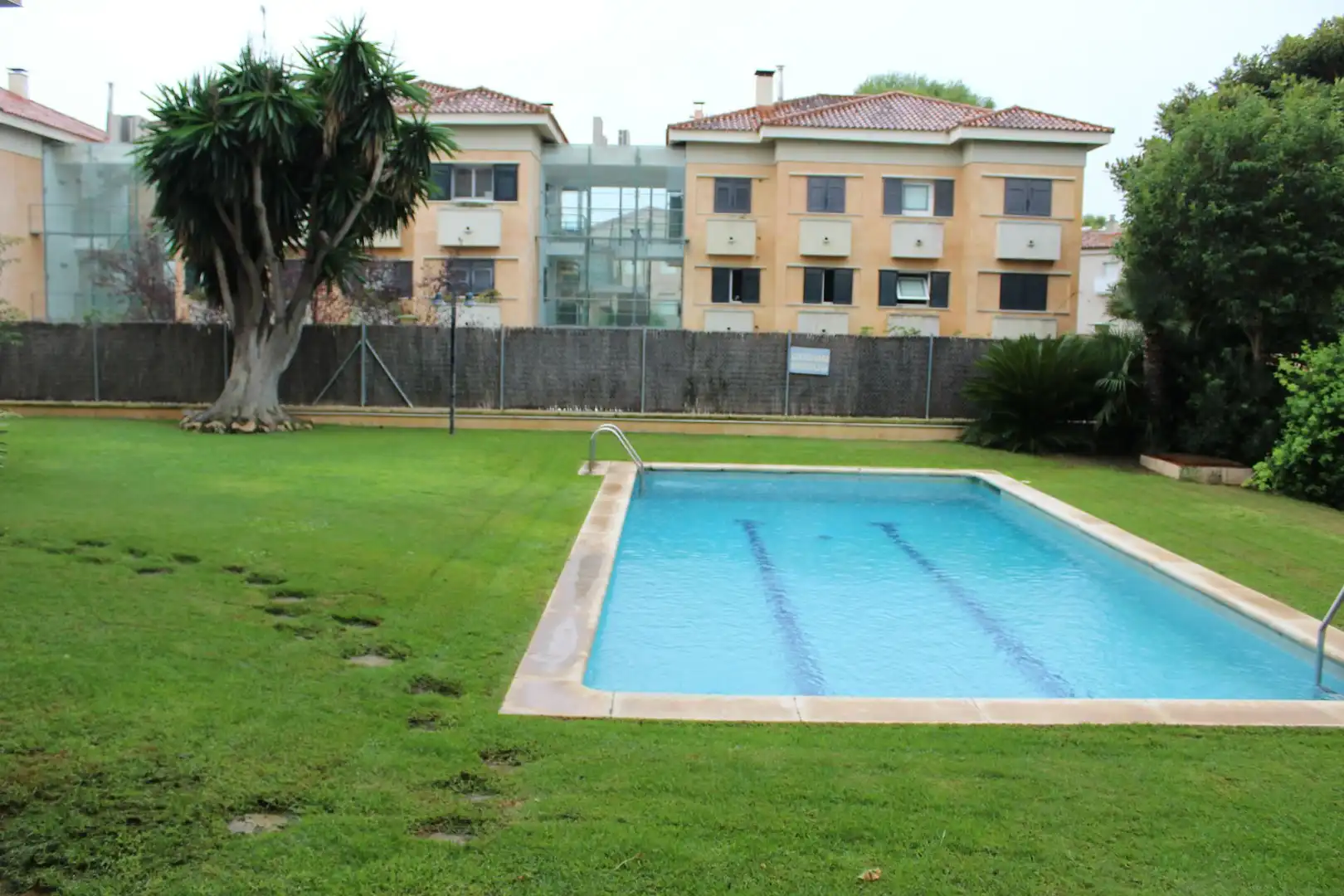 Schwimmbecken von Wohnungen zur Miete in Can Girona - Terramar - Vinyet