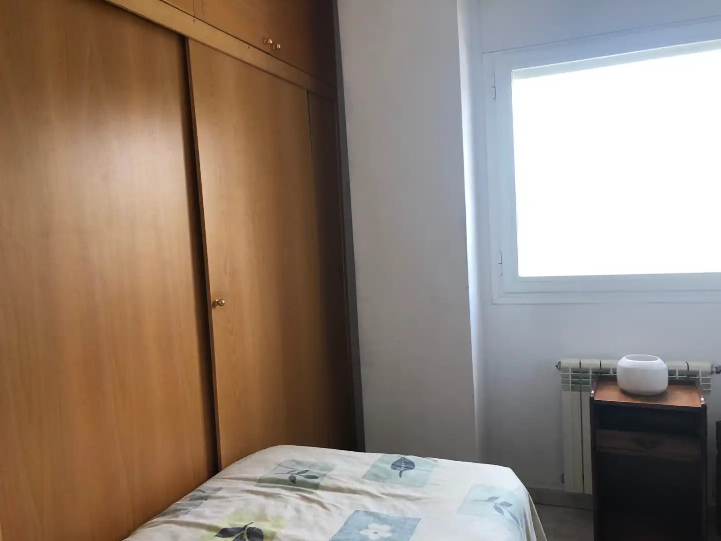 Dormitori de Pis en venda en Figueres amb Aire condicionat, Calefacció i Moblat