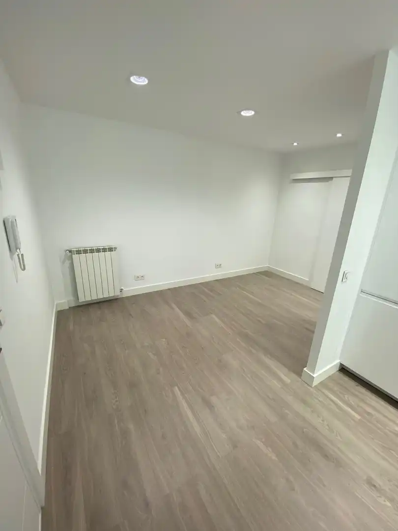 Study for rent in Zaragoza  with Furnished