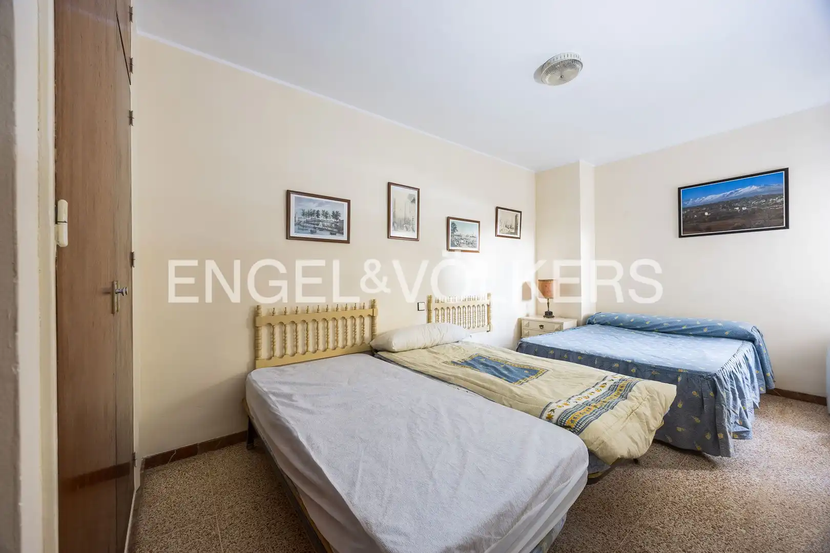 Planta baja en venta en Chipiona con Calefacción y Terraza