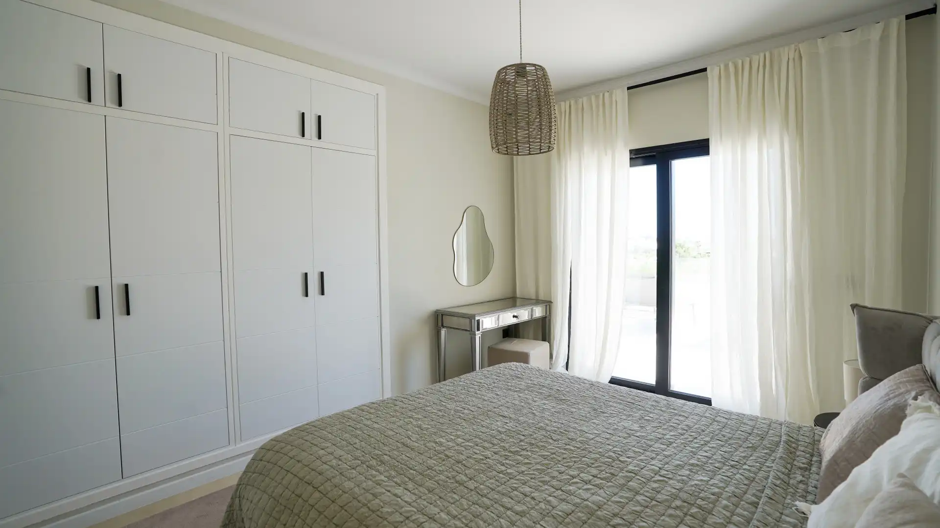 Casa o chalet de alquiler en GUADAIZA A/B, 47, La Quinta