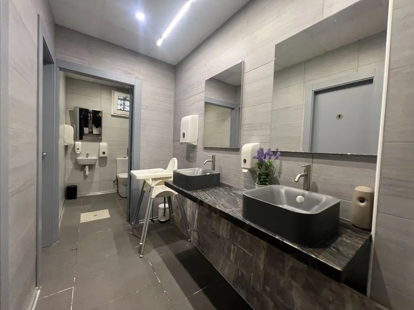 Local comercial en venta en HOLANDA, imagen 29