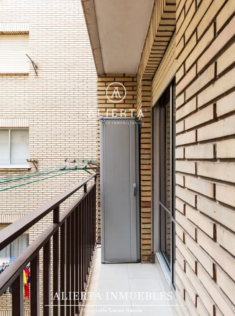 Balcony of Flat for sale in Zaragoza  with Air Conditioner, Heating and Terrace