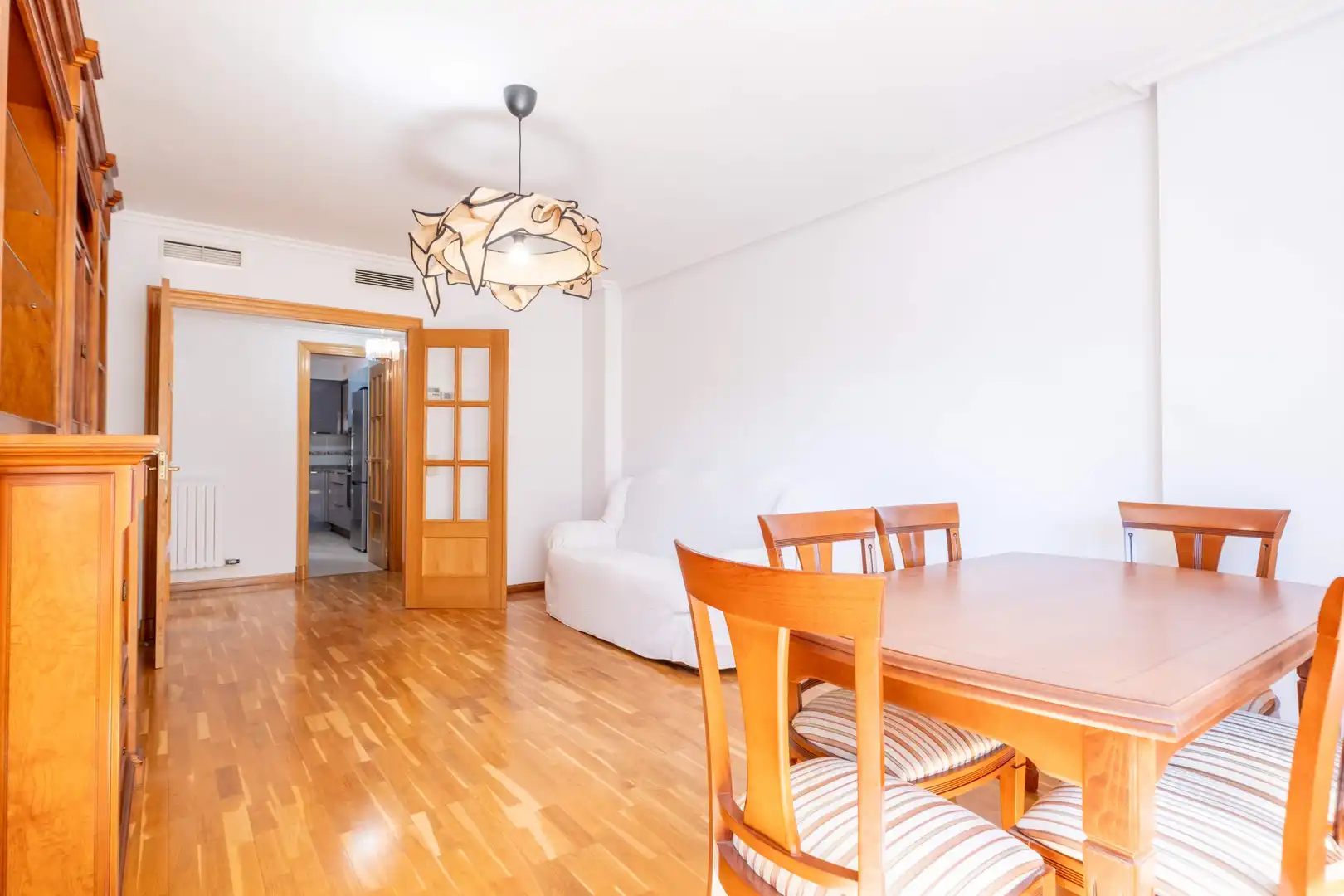 Dining room of Flat for sale in Zaragoza  with Air Conditioner, Heating and Parquet flooring