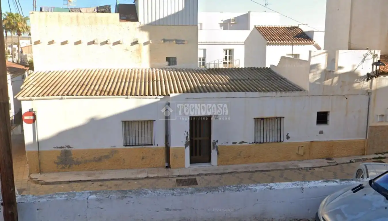 Vista exterior de Casa adosada en venta en Turre