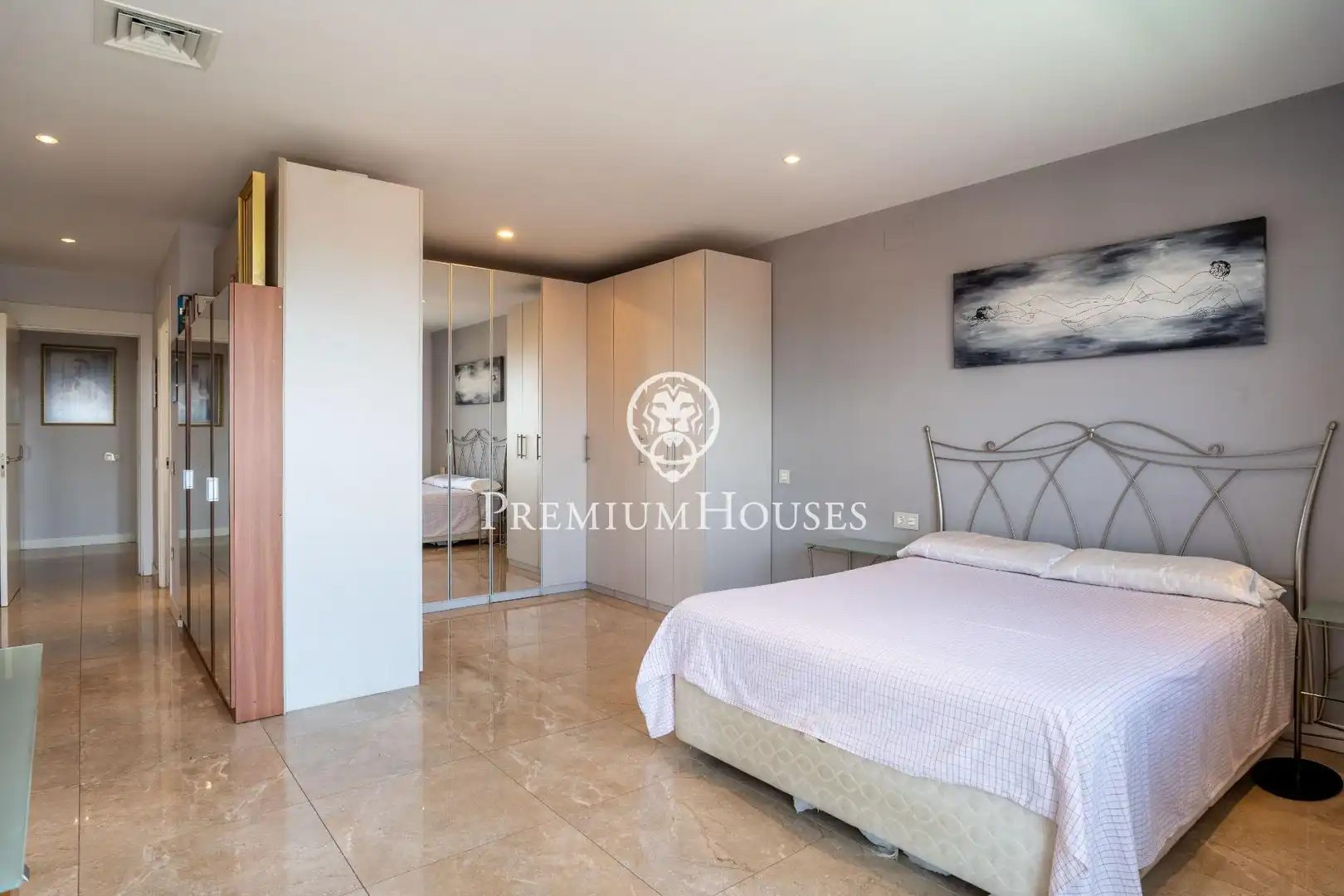 Dormitori de Casa o xalet en venda en Tarragona amb Jardí privat, Terrassa i Traster
