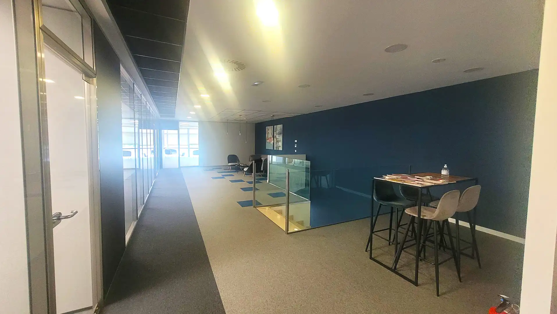 Nave industrial con ascensor en venta en Carrer de Suïssa, imagen 7