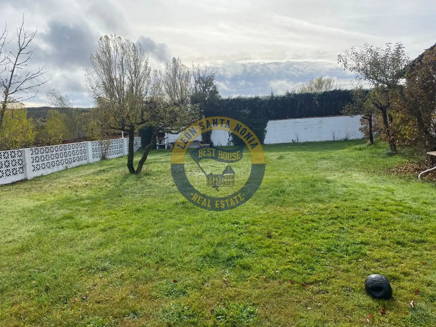 Casa o xalet en venda en Garrafe de Torío amb Calefacció, Jardí privat i Terrassa