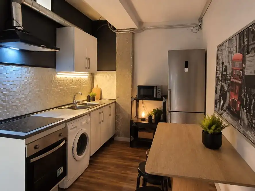 Küche von Büro zur Miete in Barcelona mit Klimaanlage, Heizung und Terrasse