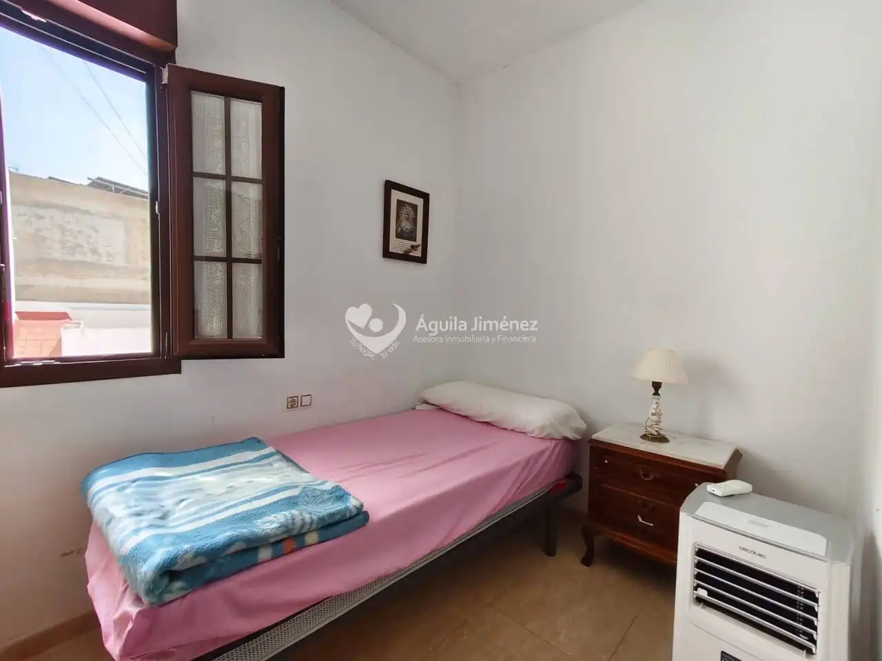 Bedroom of Flat for sale in Alcalá de Guadaira  with Air Conditioner, Heating and Storage room