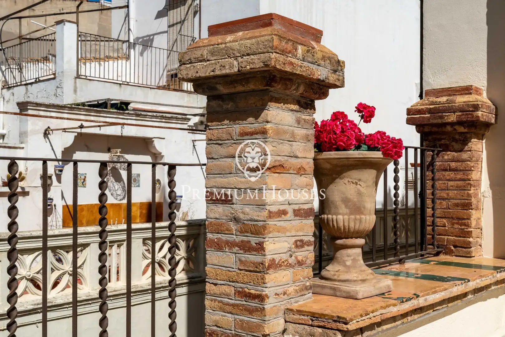 Terrace of Flat for sale in Vilanova i la Geltrú  with Air Conditioner, Heating and Terrace