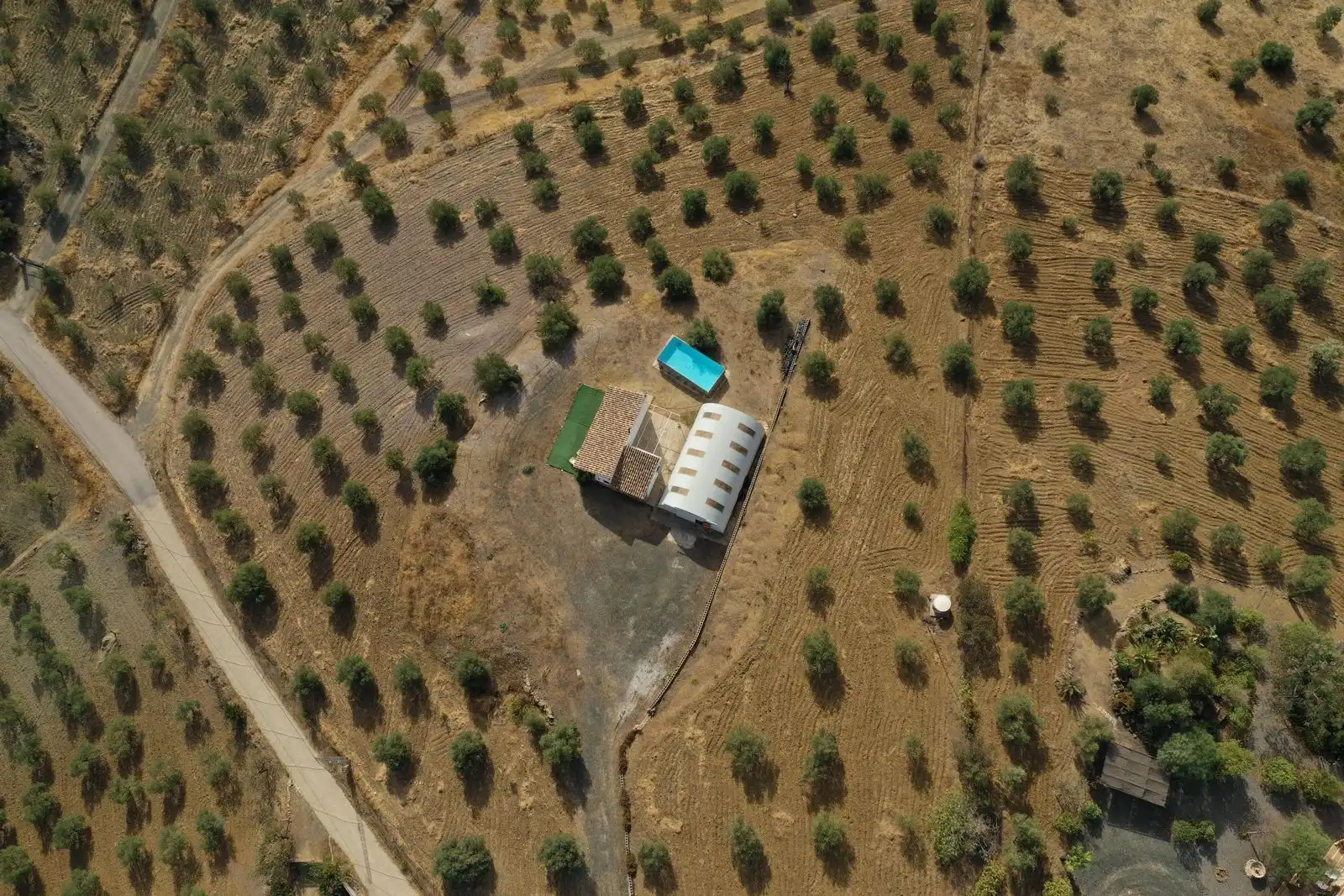 Finca rústica en venta en Alozaina con Aire acondicionado, Calefacción y Jardín privado