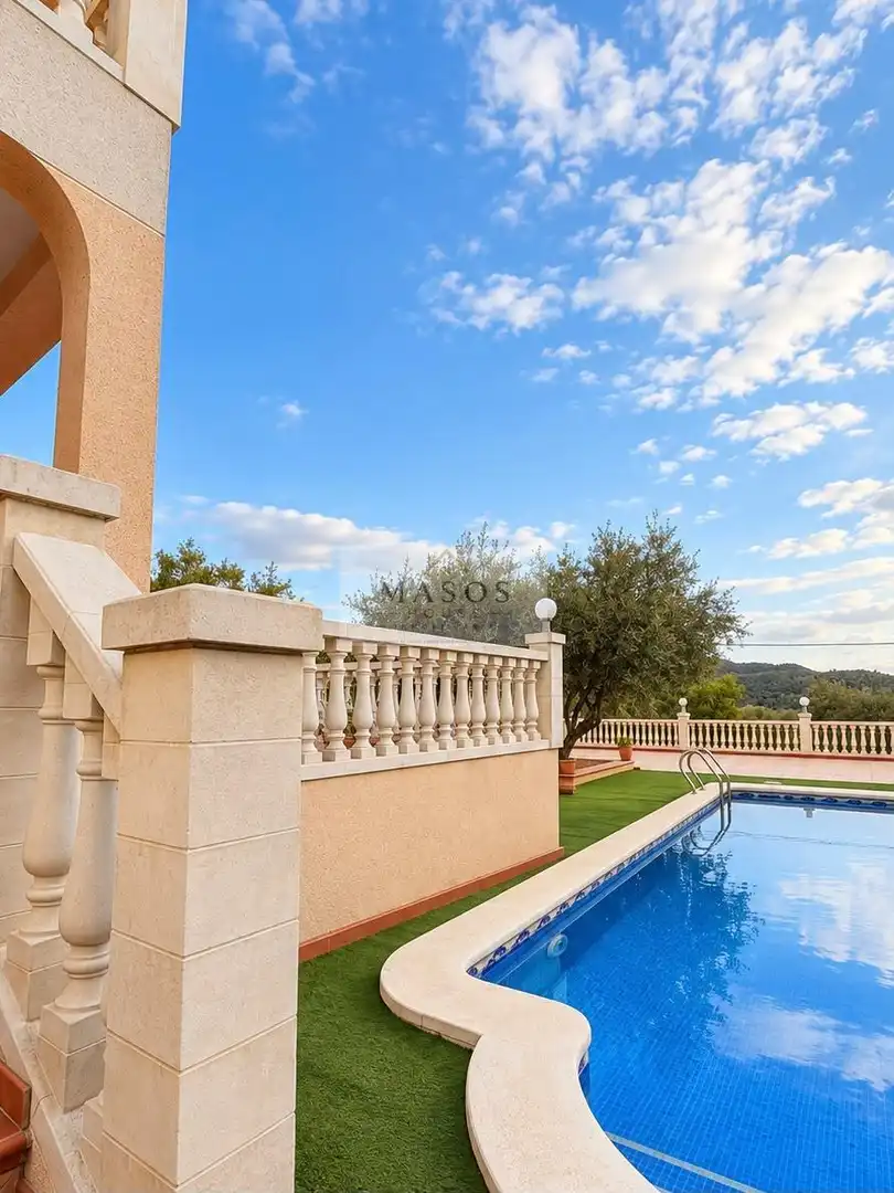 Haus mit Pool zum Verkauf in La Bisbal del Penedès, imagen 2