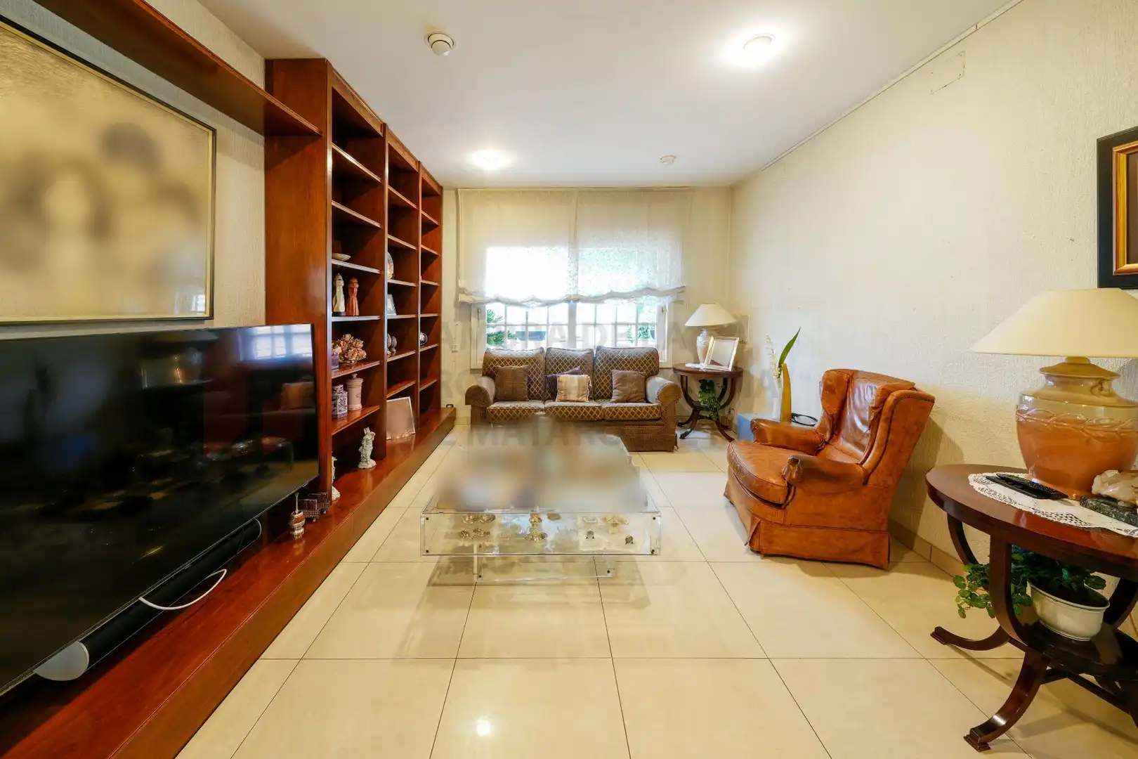 Sala d'estar de Casa o xalet en venda en Mataró amb Aire condicionat, Calefacció i Jardí privat