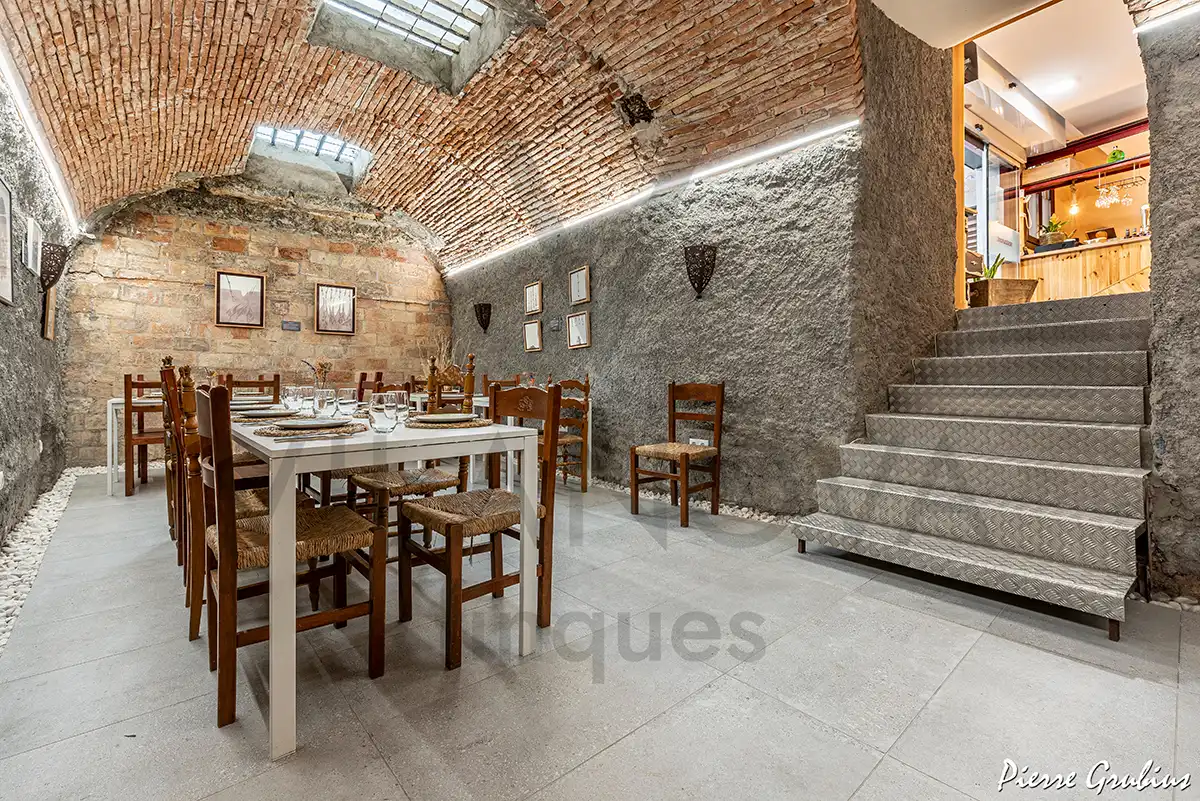 Commercial properties for rent in Falset  with Air Conditioner, Heating and Terrace