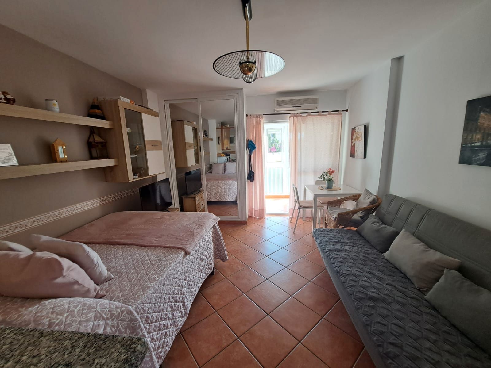 Dormitori de Estudi en venda en Benalmádena amb Aire condicionat, Terrassa i Moblat