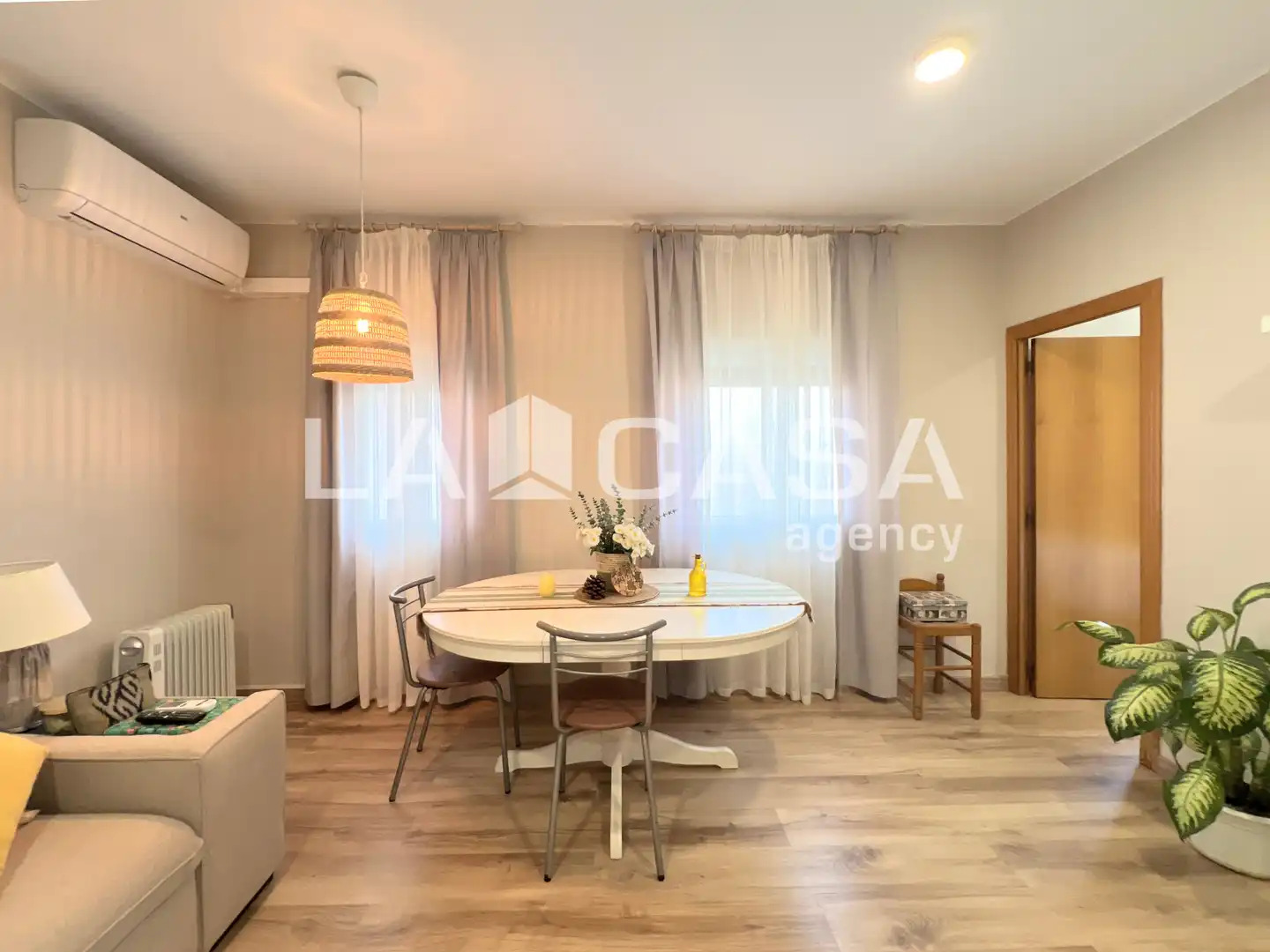 Esszimmer von Wohnung zum Verkauf in  Barcelona Capital