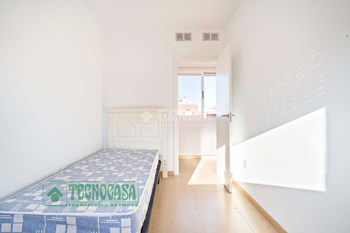 Bedroom of Flat for sale in Roquetas de Mar  with Terrace