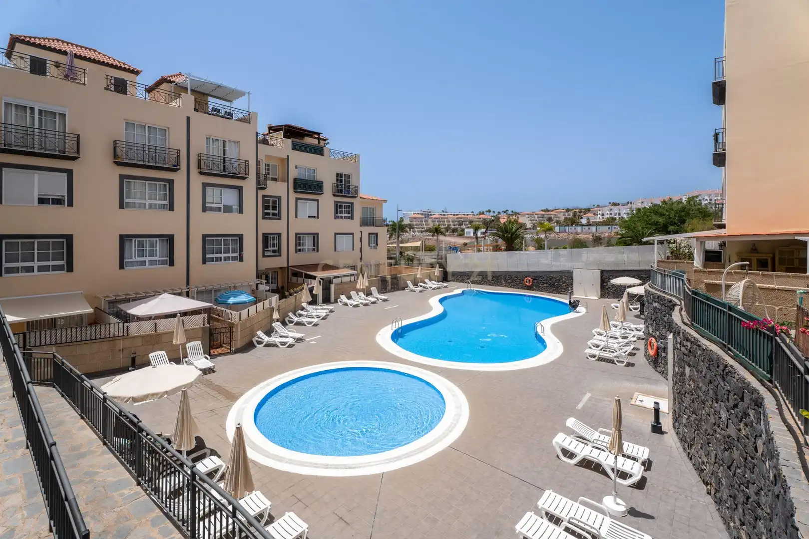 Maisonette mit Pool zum Verkauf in Callao Salvaje - Playa Paraíso