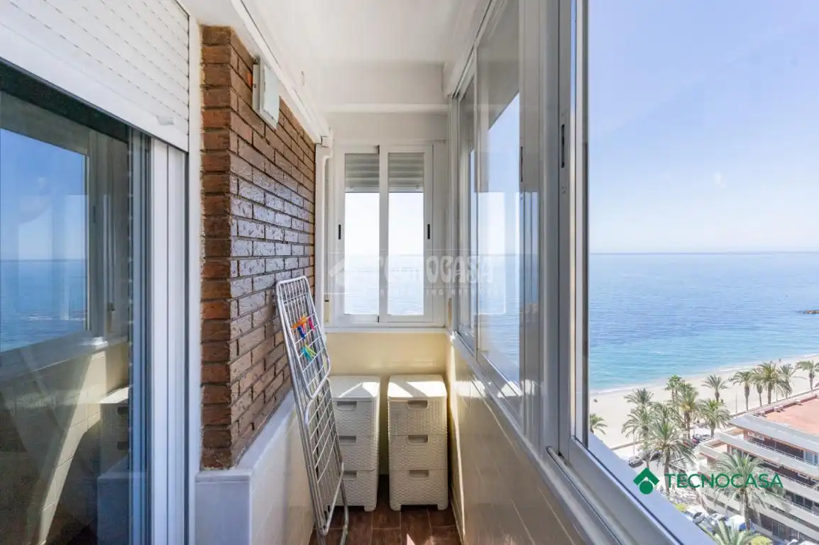 Terraza de Piso en venta en Roquetas de Mar con Aire acondicionado