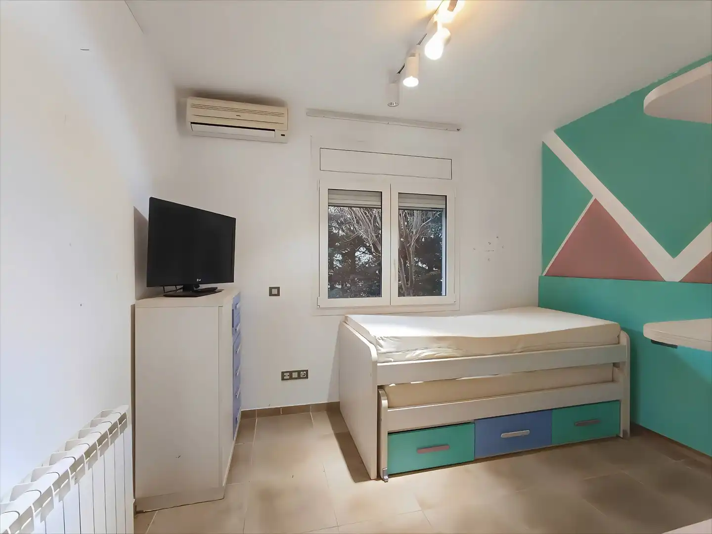 Bedroom of Houses for sale in Torroella de Fluvià  with Air Conditioner, Heating and Private garden