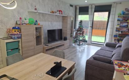 Living room of Planta baja for sale in Sabadell  with Air Conditioner, Heating and Private garden