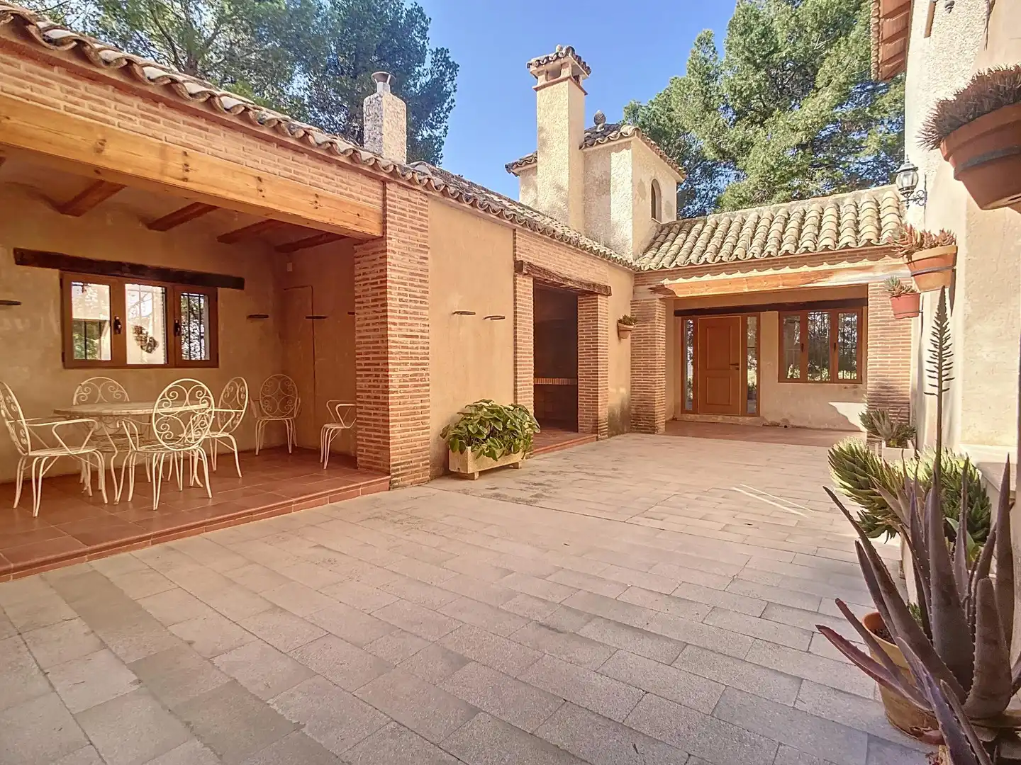 Finca rústica en venta en Tibi con Jardín privado, Terraza y Trastero