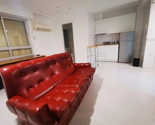 Sala d'estar de Apartament de lloguer en  Murcia Capital amb Aire condicionat, Moblat i Rentadora