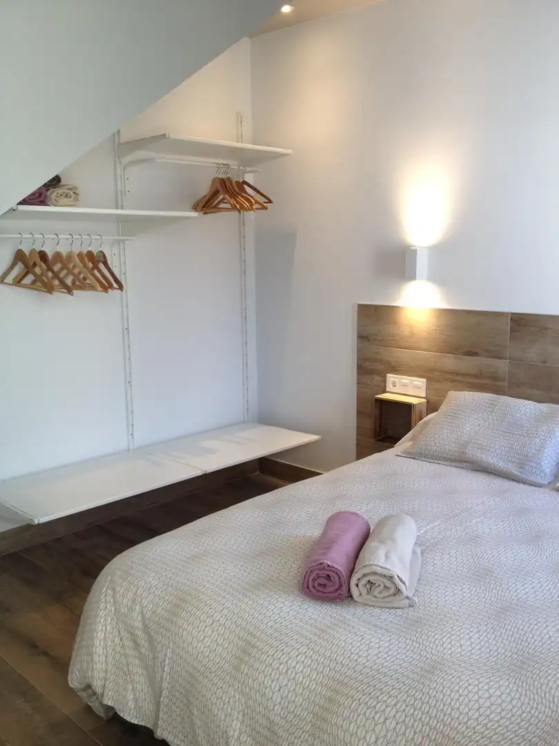 Bedroom of Apartments for rent in Granada  with Air Conditioner, Private garden and Furnished