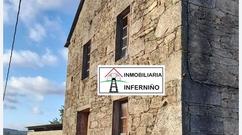 Foto 4 de Casa adosada en venta en Vilarmaior, A Coruña