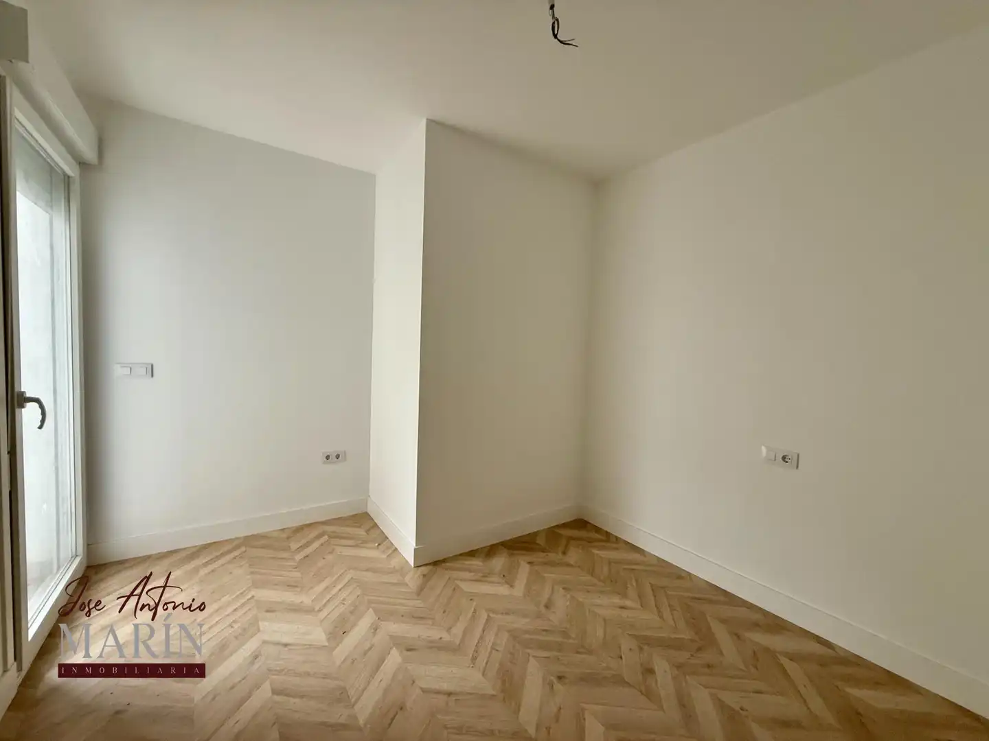 Dormitori de Apartament en venda en Badajoz amb Terrassa i Balcó