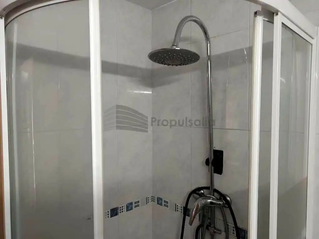 Flat for sale in De Oriente, Barrio de Delicias