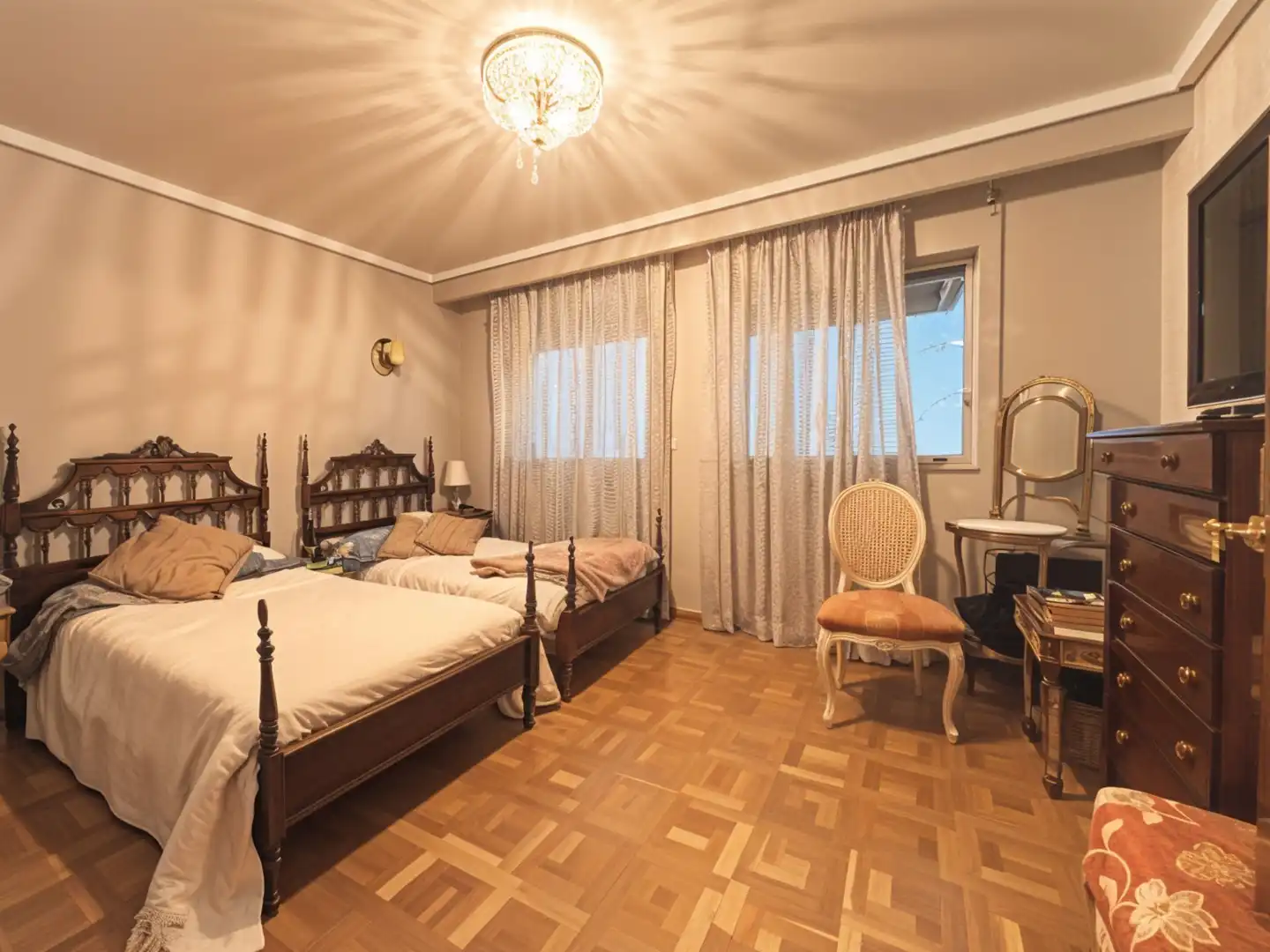 Bedroom of Flat for sale in Zaragoza  with Heating and Terrace