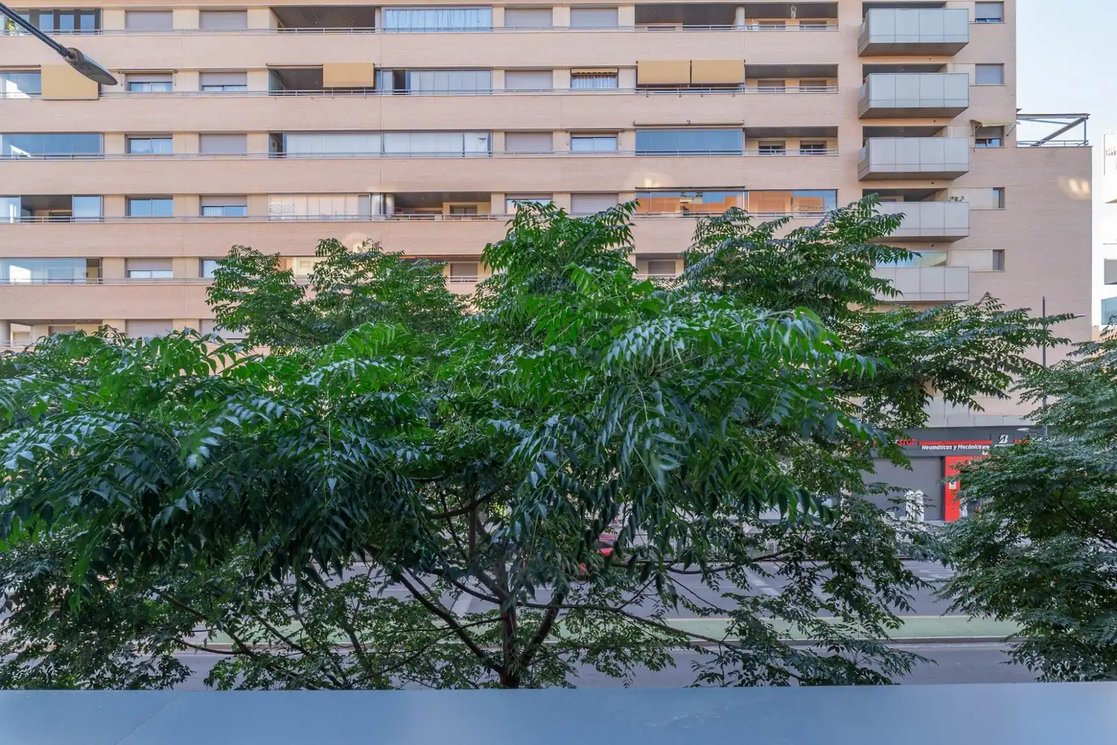 Vista exterior de Apartament en venda en Zaidín