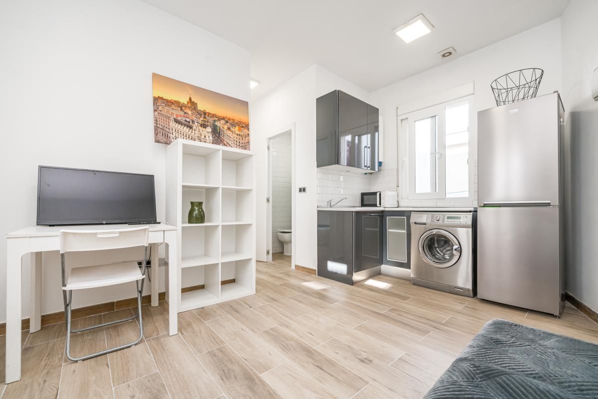 Dormitori de Pis en venda en  Madrid Capital amb Calefacció, Traster i Moblat