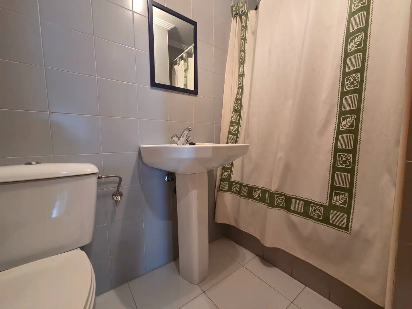 Bathroom of Flat for sale in Burgos  with Heating, Terrace and Storage room