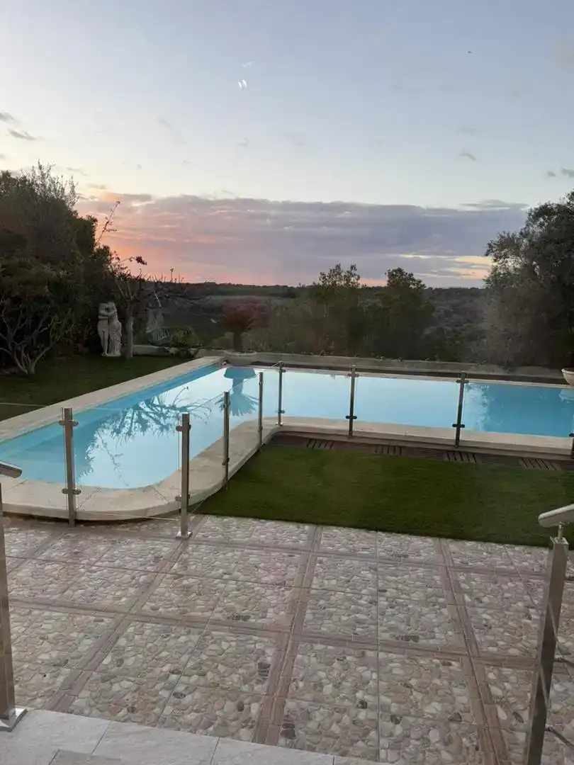 Piscina de Casa o xalet en venda en Orihuela amb Aire condicionat, Piscina i Balcó