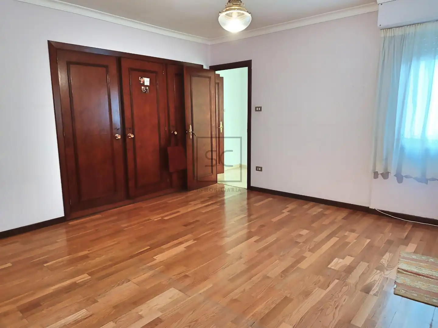 Dormitori de Pis en venda en Ferrol amb Calefacció, Parquet i Traster