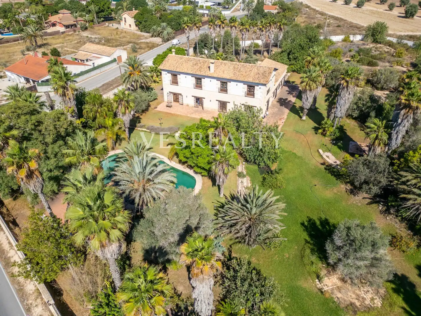 Vista exterior de Casa o xalet en venda en Elche / Elx amb Aire condicionat, Calefacció i Jardí privat