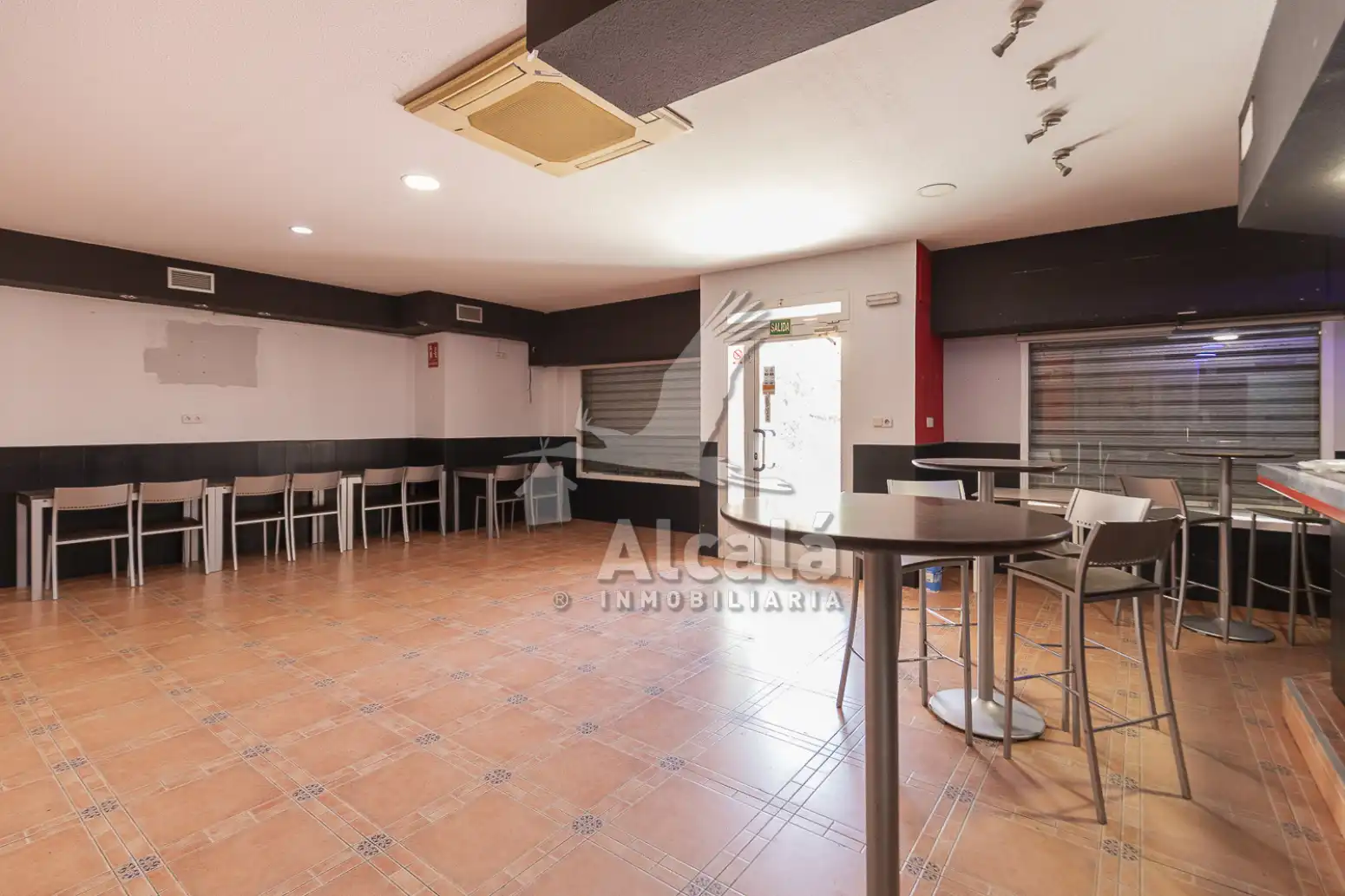 Local en venta en Alcalá de Henares