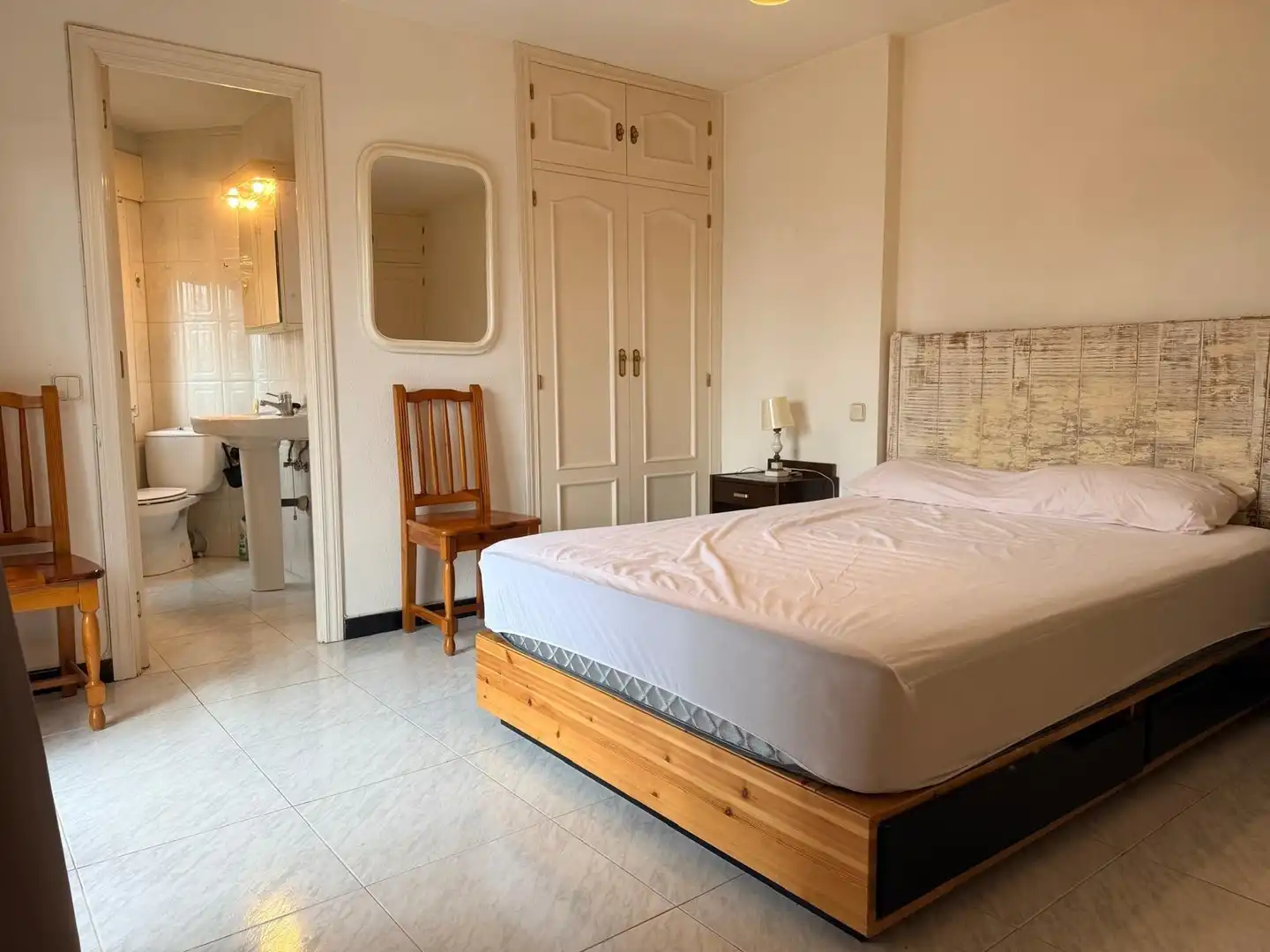 Bedroom of Study for rent in Villanueva de la Cañada  with Air Conditioner, Private garden and Terrace