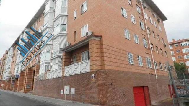 Garaje en Venta en El Mirador - Grillero